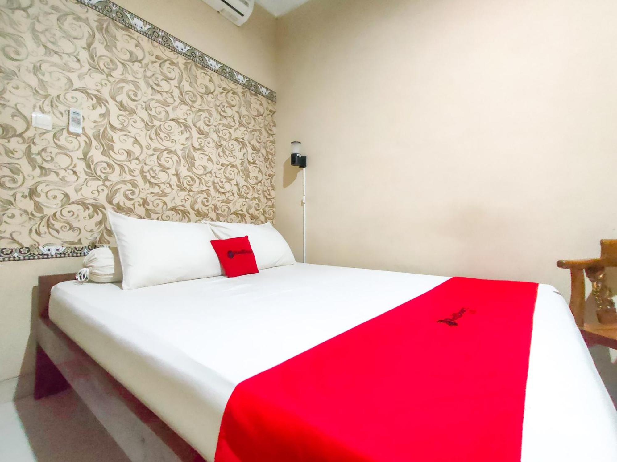 Reddoorz Syariah At Graha Adi Karya Kartasura Hotel Kartosuro Buitenkant foto
