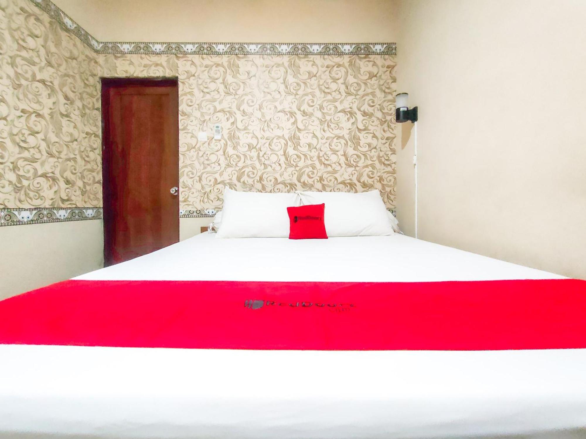 Reddoorz Syariah At Graha Adi Karya Kartasura Hotel Kartosuro Buitenkant foto