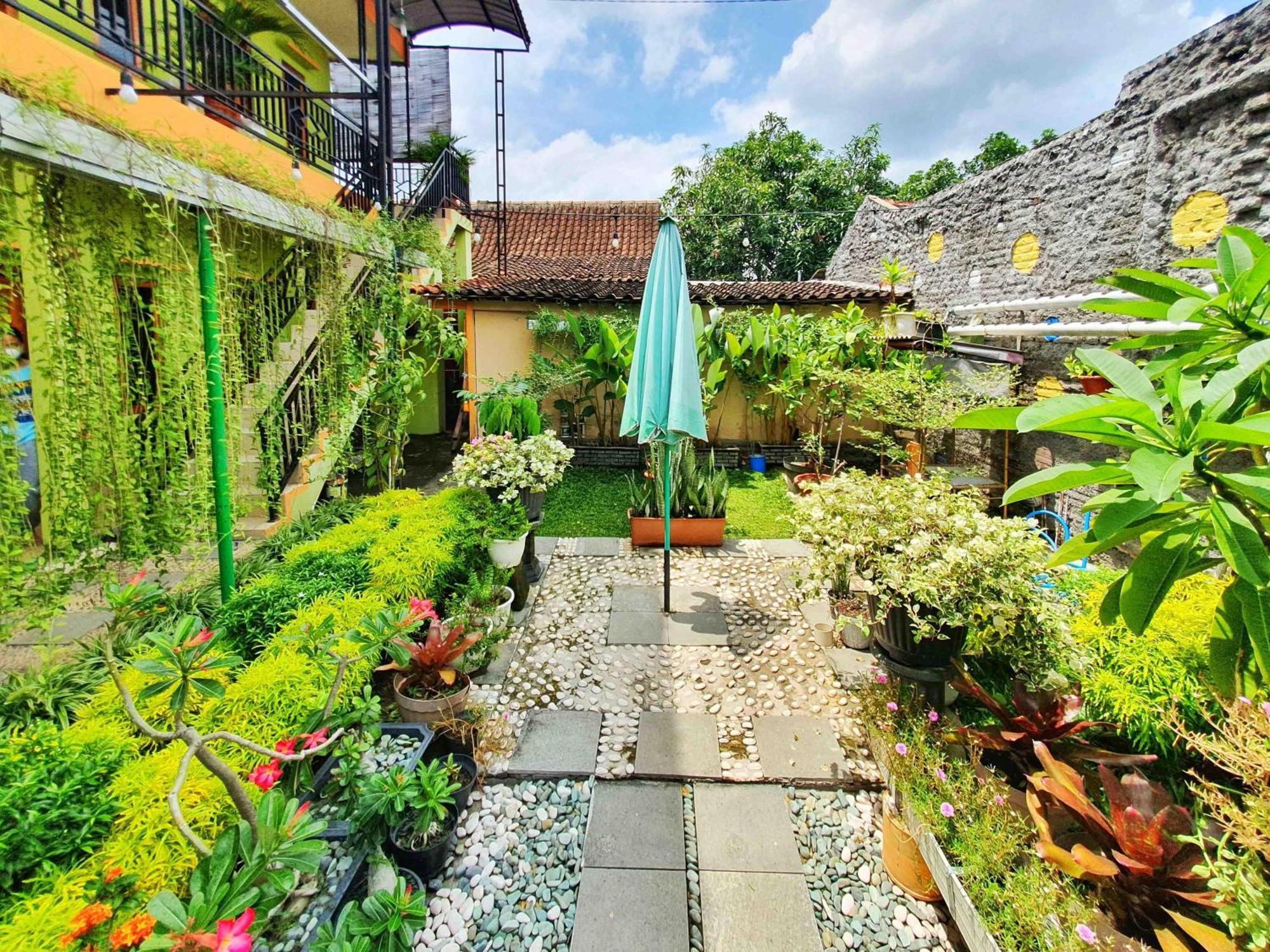 Reddoorz Syariah At Graha Adi Karya Kartasura Hotel Kartosuro Buitenkant foto